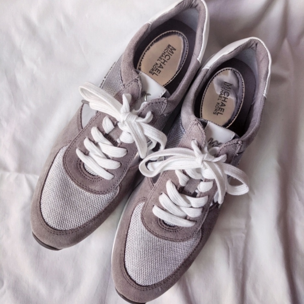 Michael Kors Allie Trainers Silver/Pearl Grey 10M - Picture 4 of 6
